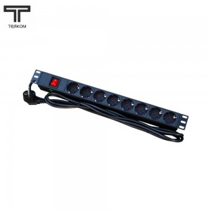 Блок силовых PDU розеток 220В 19″ горизонтального монтажа